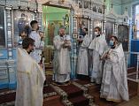 В престольный день Преосвященнейший епископ Симон совершил Божественную литургию в храме Архистратига Михаила пос. Каменоломни