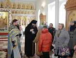В престольный день Преосвященнейший епископ Симон совершил Божественную литургию в храме Державной иконы Божией Матери города Донецка