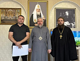 Преосвященнейший епископ Симон обсудил с настоятелем проект росписи храма в честь Архистратига Михаила города Новошахтинска