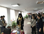 Молебен и беседа о духовном состоялись в Миллеровском Казачьем Кадетском техникуме в день памяти святой великомученицы Екатерины