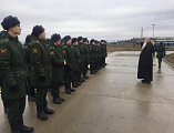 Иеромонах Николай (Наметышев) поздравил воинов инженерного батальона с Рождеством Господа Бога и Спаса нашего Иисуса Христа
