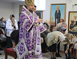 В новопостроенном храме города Гуково в честь преподобномученицы княгини Елисаветы совершена первая Божественная литургия архиерейским чином