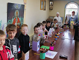 Воспитаники воскресной школы «Держава» поздравили сестёр милосердия с праздником жен-мироносиц   