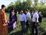 ﻿Преосвященнейший епископ Симон вместе с фермерами помолился о благополучии урожая в полях Донского края