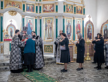 Преосвященнейший епископ Симон совершил Литургию Преждеосвященных Даров в храме святого благоверного князя Александра Невского города Шахты