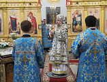 В престольный праздник и 190-летие храма Преосвященнейший епископ Симон совершил Литургию в Успенском храме ст. Калитвенской