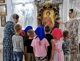 Дети из Детского сада №9 посетили храм великомученика Пантелеимона