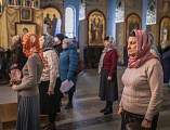 Приход Покровского кафедрального собора г. Шахты продолжает духовную традицию чтения Псалтири в Рождественский пост