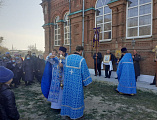В храме Тихона Задонского станицы Кривянской молитвенно отметили престольный праздник придела в честь иконы Пресвятой Богородицы Спорительница хлебов