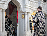 В Великую среду Страстной седмицы епископ Симон совершил Литургию Преждеосвященных Даров в Покровском кафедральном соборе города Шахты