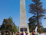 В Миллерово представители власти, молодежи, общественности и духовенства возложили венки к памятникам и мемориалам