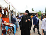 Международная православная выставка-ярмарка «Торжество Православия» открылась на подворье Покровского кафедрального собора г. Шахты