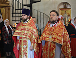 Преосвященнейший епископ Симон в субботу Светлой седмицы совершил праздничное богослужение в храме Донской иконы Божией Матери г. Новошахтинска
