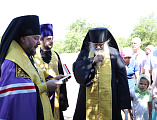 В поселке Персиановский епископ Шахтинский и Миллеровский Симон совершил чин освящения под строительство нового храма в честь великомученика Иакова Персянина
