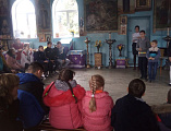 В храме святителя Николая состоялась творческая встреча учащихся воскресной школы с детьми, проходящими реабилитацию в центре «Добродея»