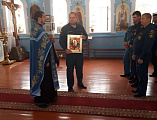 В храме станицы Боковской иерей Александр Левчик совершил молебен перед иконой Божией Матери Неопалимая Купина