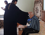 Настоятель храма Иоанна Предтечи станицы Боковской посетил местный приют для престарелых