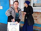Храм в честь Покрова Пресвятой Богородицы г. Новошахтинска передал продукты гуманитарному центру «От сердца к сердцу»