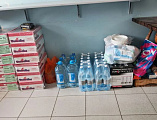 Настоятель и прихожане Свято-Покровского храма собрали более 2,5 тонн воды и стройматериалы для бойцов на Луганском направлении
