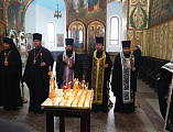 «Для нас их трагедия как своя собственная». В соборе Покрова Пресвятой Богородицы г. Шахты совершена панихида по погибшим при пожаре в кемеровском торгово-развлекательном центре «Зимняя вишня»
