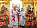 Преосвященнейший Симон совершил Божественную литургию и хиротонию во пресвитеры в храме великомученика Георгия Победоносца хутора Лихой