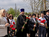 В Александровском парке города Шахты заложен камень в основание памятника героям СВО