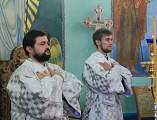 В престольный день Преосвященнейший епископ Симон совершил Божественную литургию в храме Архистратига Михаила пос. Каменоломни