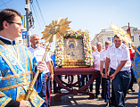 С сонмом архиереев Православной Церкви епископ Симон принял участие в торжествах по случаю празднования Донской иконы Божией Матери
