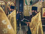 В Покровском кафедральном соборе г. Шахты совершен Новогодний молебен на благословение грядущего года