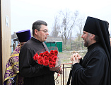 В новопостроенном храме города Гуково в честь преподобномученицы княгини Елисаветы совершена первая Божественная литургия архиерейским чином