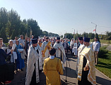 В день воспоминания чуда, совершенного святым Архистратигом Михаилом в Хонех, в храме п. Каменоломни Октябрьского района прошло соборное Богослужение