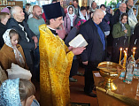 В день прославления всероссийских святителей в храме станицы Бессергеневской прошла праздничная Божественная литургия и состоялся традиционный крестный ход