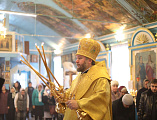 Преосвященнейший епископ Симон возглавил воскресное богослужение в Покровском храме г. Новошахтинска и совершил две хиротонии
