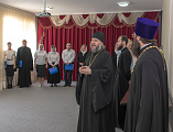 Преосвященнейший епископ Симон вручил Патриаршие и епархиальные награды медицинским сотрудникам и священнослужителям, понесшим особые труды в преодолении COVID-19