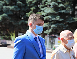 Преосвященнейший епископ Симон принял участие в открытии мемориальной доски в честь героя Великой Отечественной войны и возложении цветов на площади «Сорокалетия Победы» в г. Шахты