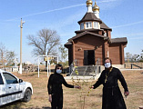 В день древонасаждения в хут. Красный Багаевского района при инициативе иерея Андрея Павленкова был заложен Покровский парк