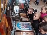 Экскурсия для подготовительных групп детского сада "Берëзка" в Свято-Успенский храм станицы Гундоровской
