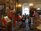 Протоиерей Роман Амплеев поздравил школьников города Новошахтинска с окончанием учебного года