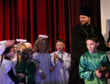 Воспитанники инклюзивного театра «Воскресение» храма великомученика Пантелеимона г. Гуково порадовали зрителей премьерным показом спектакля «Снежная королева»