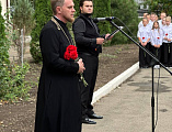 Благочинный Зверево-Никольского округа иерей Димитрий Дяур принял участие в церемонии открытия мемориальной доски