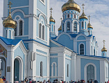 В прощеное воскресенье на Соборной площади города Шахты состоялись народные гуляния, посвященные Масленице