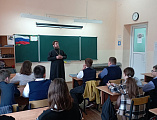 В миллеровской школе № 2 состоялась встреча учащихся с иереем Симеоном Есиным
