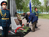Шахтинцы почтили память ликвидаторов последствий на Чернобыльской атомной электростанции возложением цветов