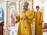 Преосвященнейший епископ Симон совершил Божественную литургию в храме апостола и евангелиста Иоанна Богослова при Институте сферы обслуживания и предпринимательства (филиал) ДГТУ в г. Шахты
