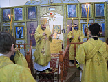 Накануне дня памяти святителя Николая Чудотворца Преосвященнейший епископ Симон совершил всенощное бдение в Никольском храме пос. Аюта