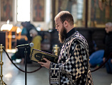 В Великую среду Страстной седмицы епископ Симон совершил Литургию Преждеосвященных Даров в Покровском кафедральном соборе города Шахты