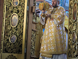 В день памяти святых первоверховных апостолов Петра и Павла Преосвященнейший епископ Симон возглавил Божественную литургию в Покровском кафедральном соборе г. Шахты