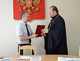 С юбилеем протоиерея Романа Амплеева поздравили епископ Шахтинский и Миллеровский Симон и мэр города Новошахтинска Игорь Николаевич Сорокин