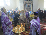 В день Отдания праздника Воздвижения Животворящего Креста Господня Преосвященнейший епископ Симон возглавил Божественную литургию в  храме Покрова Пресвятой Богородицы г. Красный Сулин