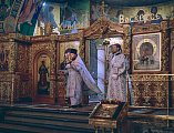 Христос Воскресе! В Покровском кафедральном соборе города Шахты встретили Светлое Христово Воскресение